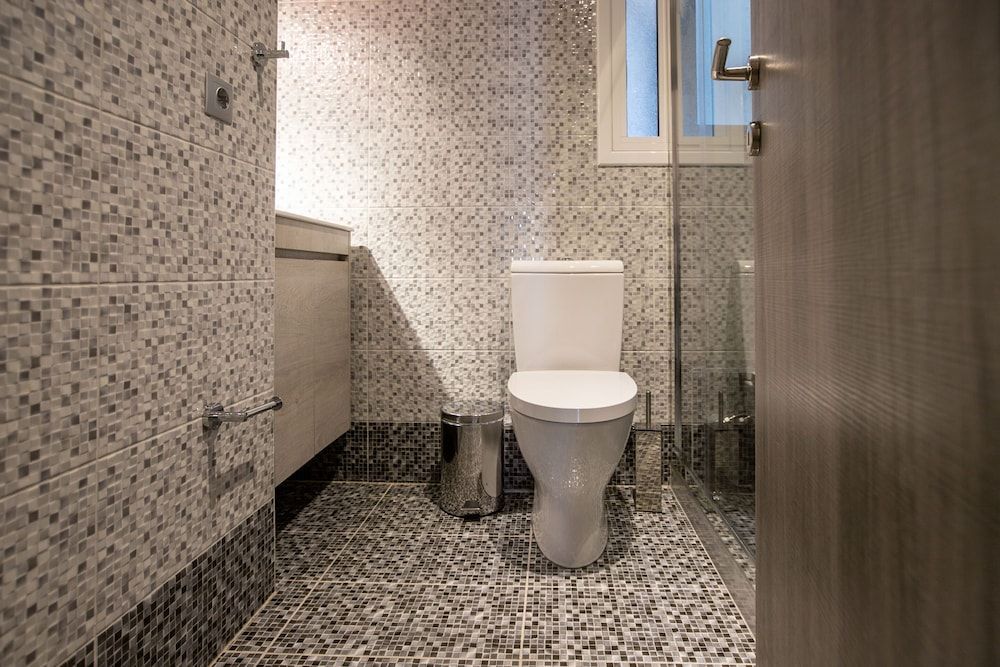 Luxurious 4 Bdrm 3Bath Apt 1- Athens Apartment, 4 Bedrooms 33