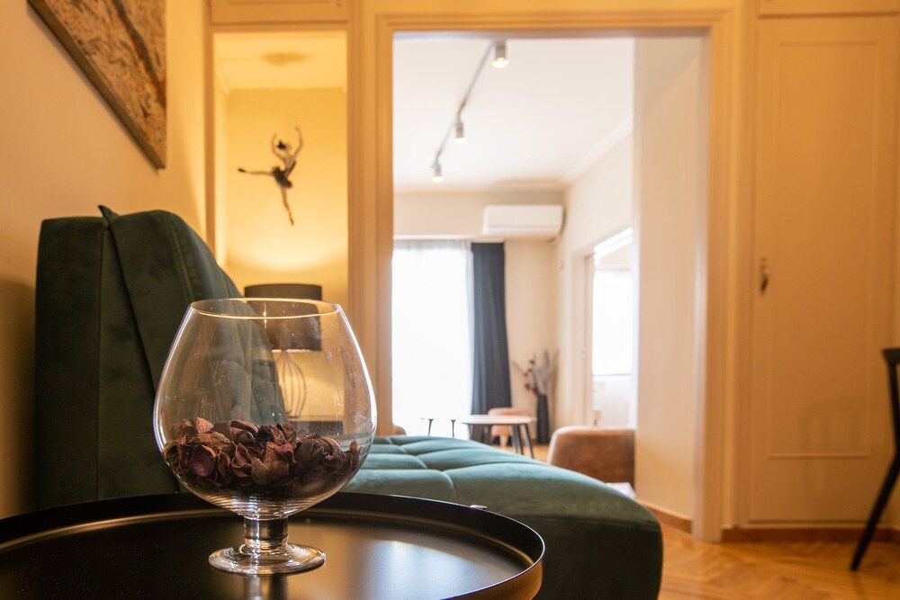 Luxurious 4 Bdrm 3Bath Apt 1- Athens Apartment, 4 Bedrooms 16