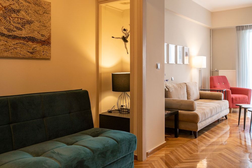 Luxurious 4 Bdrm 3Bath Apt 1- Athens Apartment, 4 Bedrooms 23