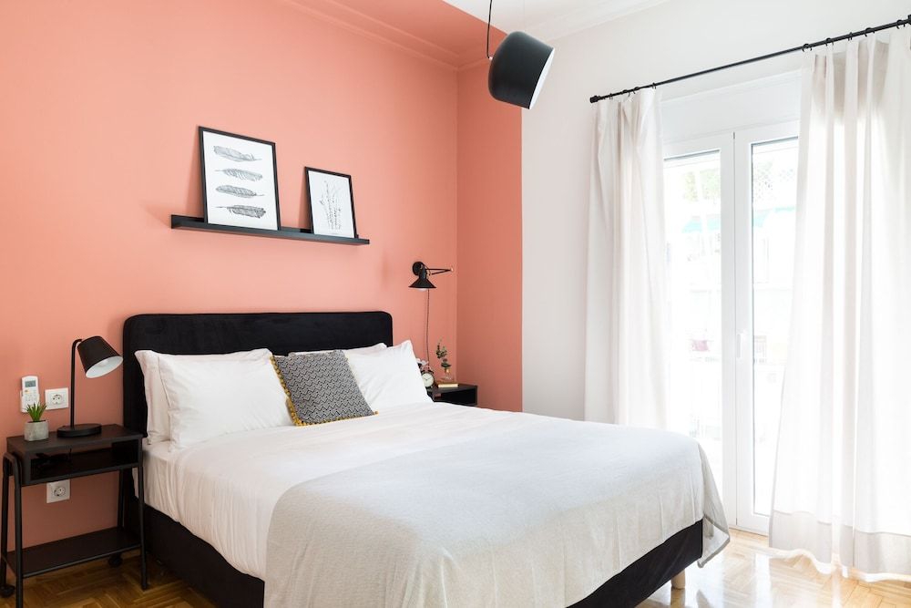 undefined UPSTREET Urban Chic 1BD Apartment- Hilton area