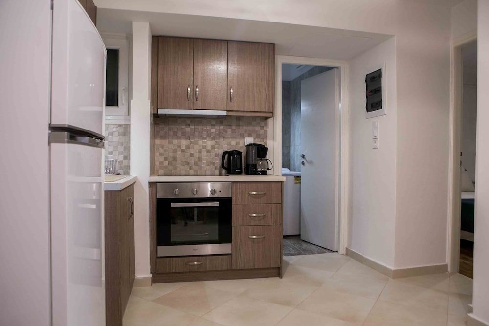 Best House Kolxidos Ampelokipoi Metro City Apartment, 1 Queen Bed with Sofa bed, Kitchen, City View 12