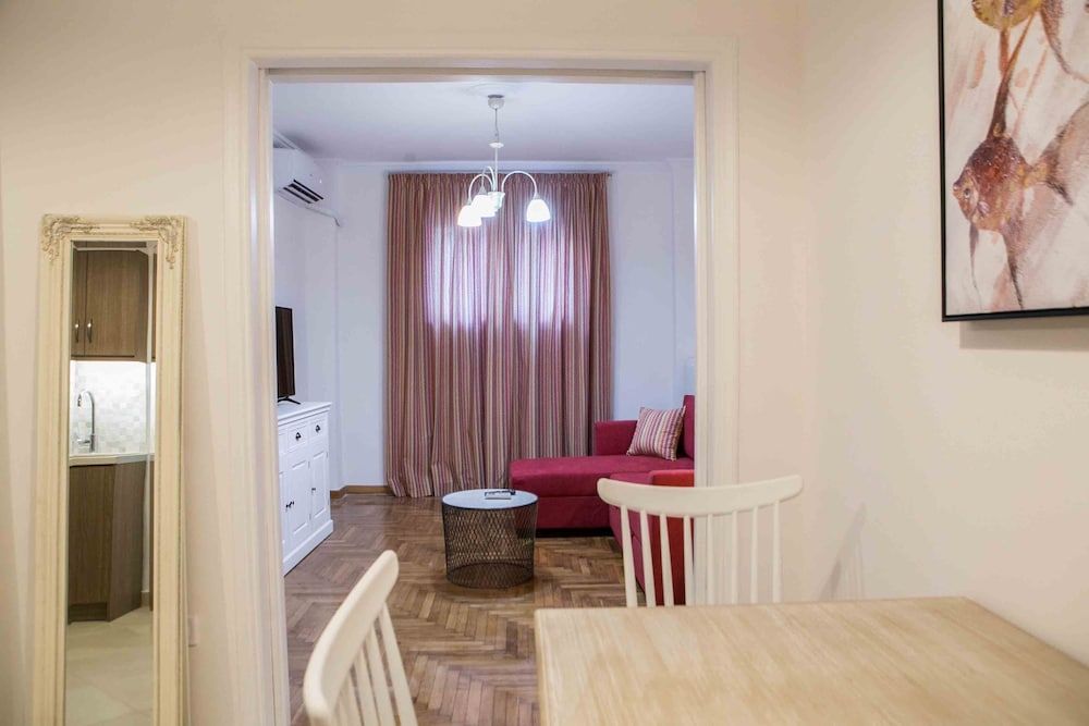 Best House Kolxidos Ampelokipoi Metro City Apartment, 1 Queen Bed with Sofa bed, Kitchen, City View 21