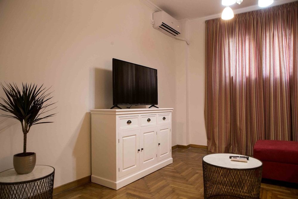 Best House Kolxidos Ampelokipoi Metro City Apartment, 1 Queen Bed with Sofa bed, Kitchen, City View 26