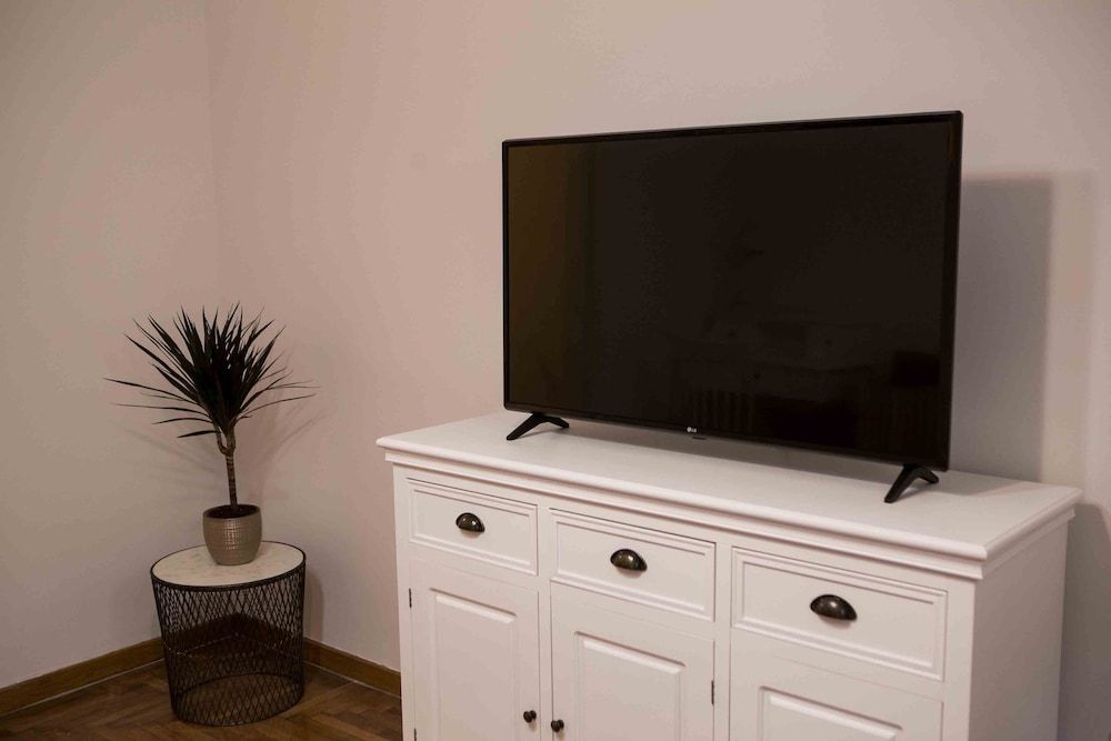 Best House Kolxidos Ampelokipoi Metro City Apartment, 1 Queen Bed with Sofa bed, Kitchen, City View 29