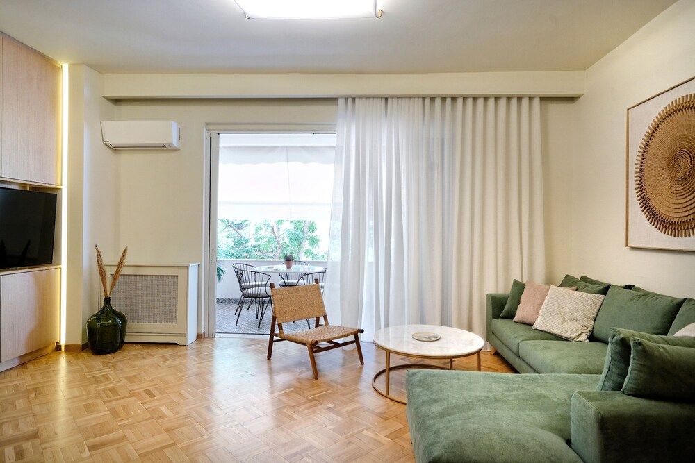 The Fancy Philosopher Apartment Deluxe Apartment, 3 Bedrooms, Terrace, Park View 26