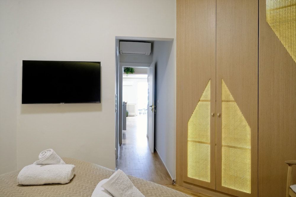 The Fancy Philosopher Apartment Deluxe Apartment, 3 Bedrooms, Terrace, Park View 15