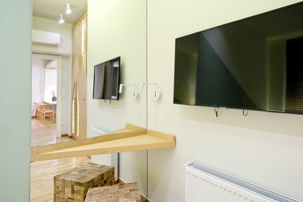 The Fancy Philosopher Apartment Deluxe Apartment, 3 Bedrooms, Terrace, Park View 11