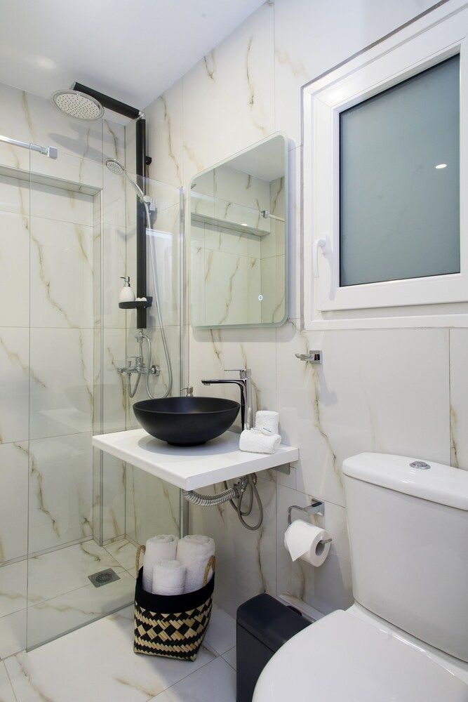 Modern Bohemian Style Sun-Splashed Loft Apartment, 2 Bedrooms 18