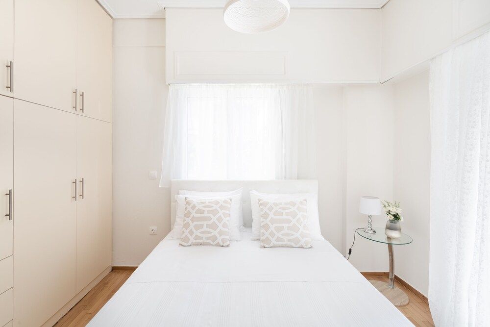 undefined Explore History from a Chic Central Apt 4