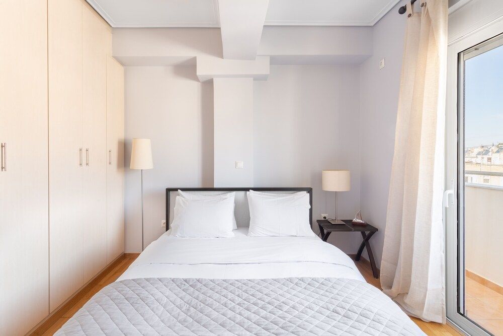 undefined Penthouse w Acropolis View & Parking 7