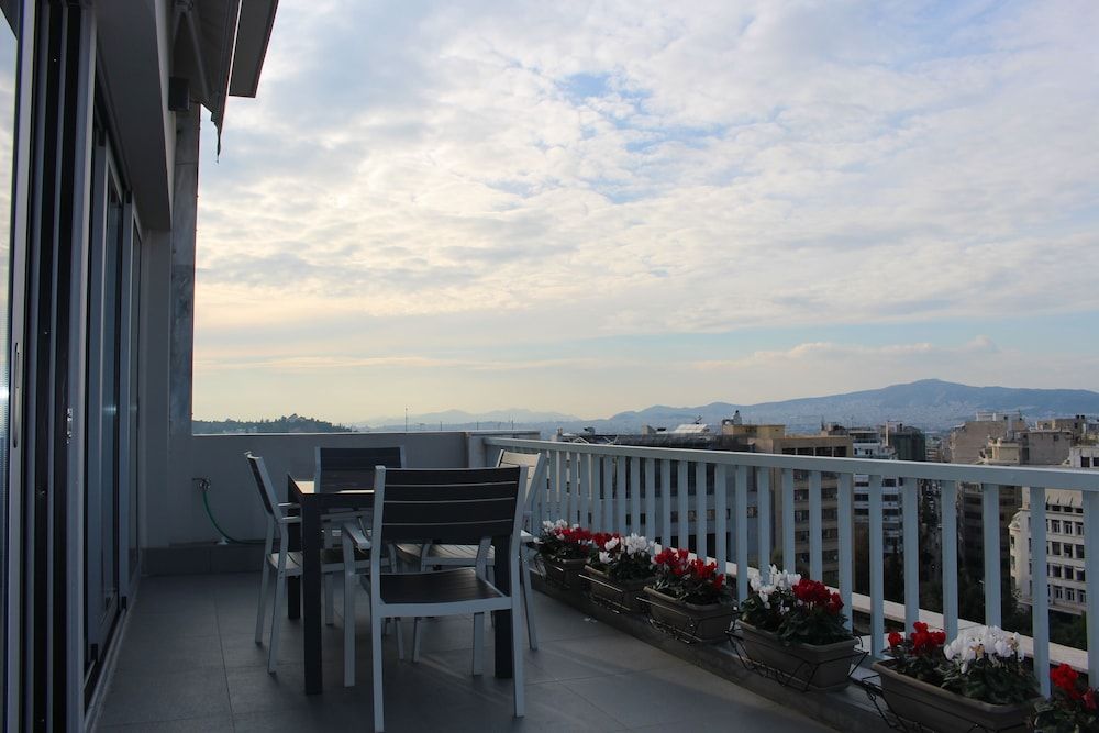 Central Athens Loft Deluxe Apartment, 1 Bedroom 6