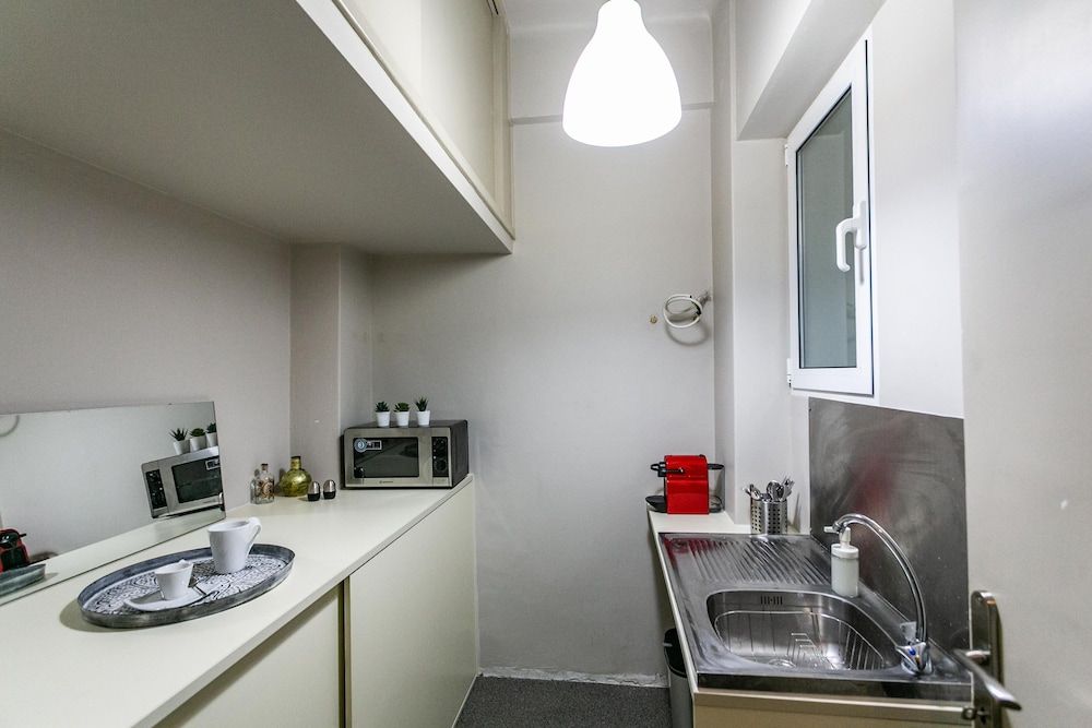 Acropolis Urban Apartments Standard Apartment 6