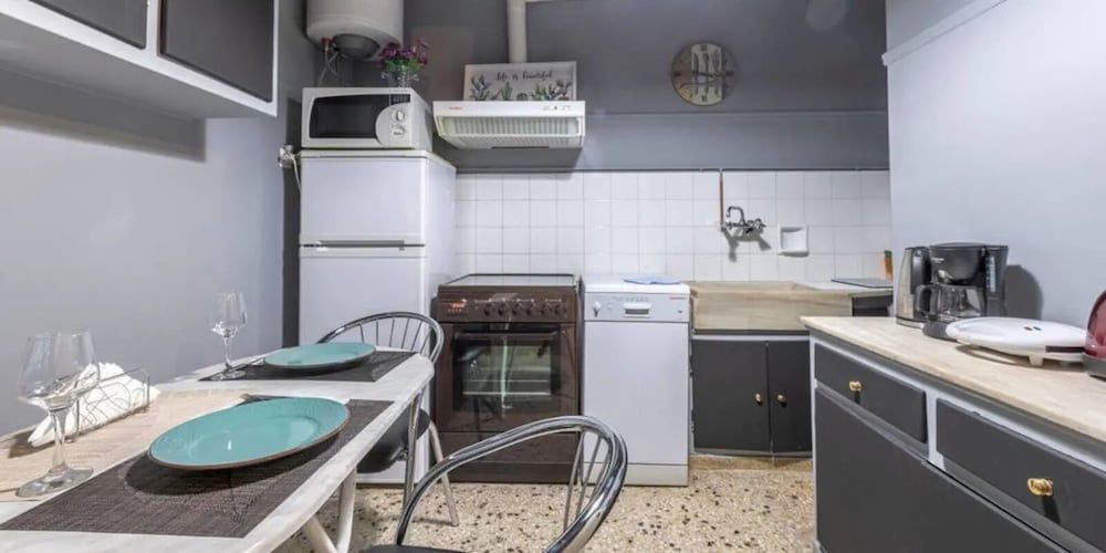 undefined S&K Polyxene Suite in Center of Athens 9