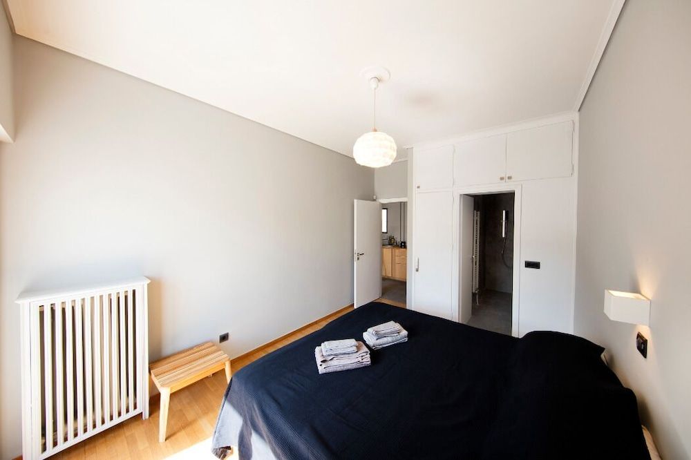 undefined Heyden Entire Super Modern Minimal Flat 7