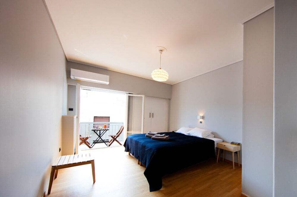 undefined Heyden Entire Super Modern Minimal Flat 4