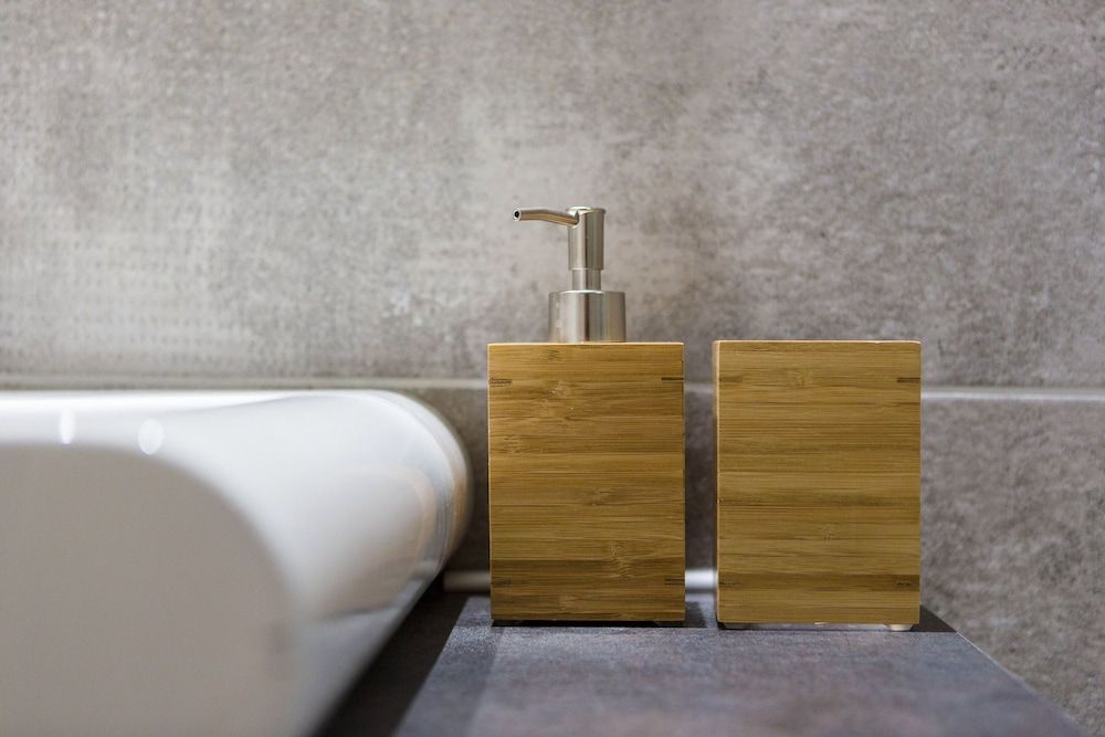 Newly Renovated Stylish Urban Flat Apartment 19