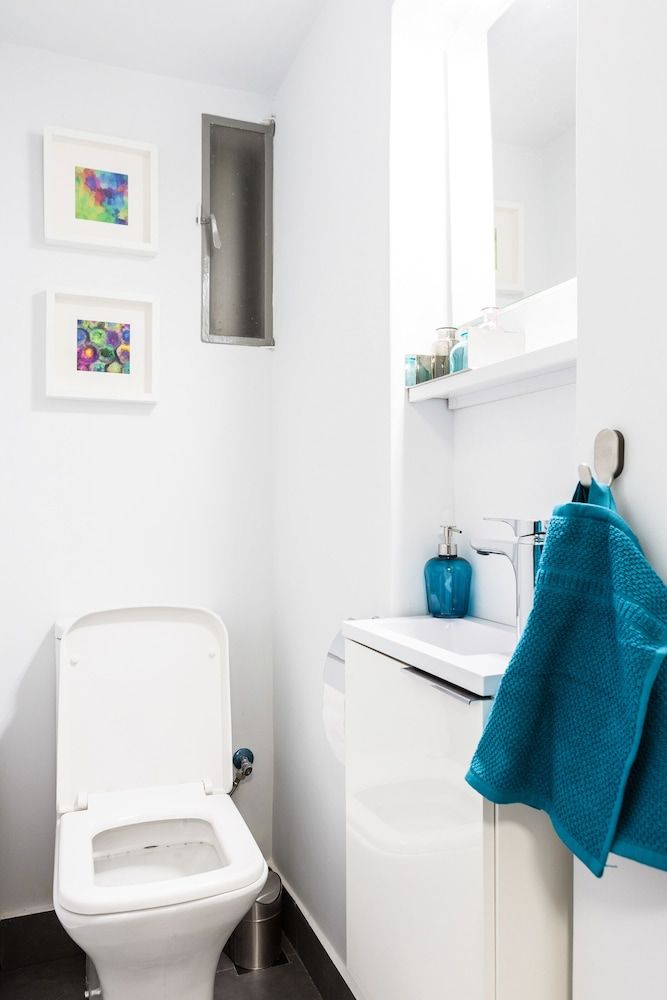 Newly Renovated Stylish Urban Flat Apartment 14