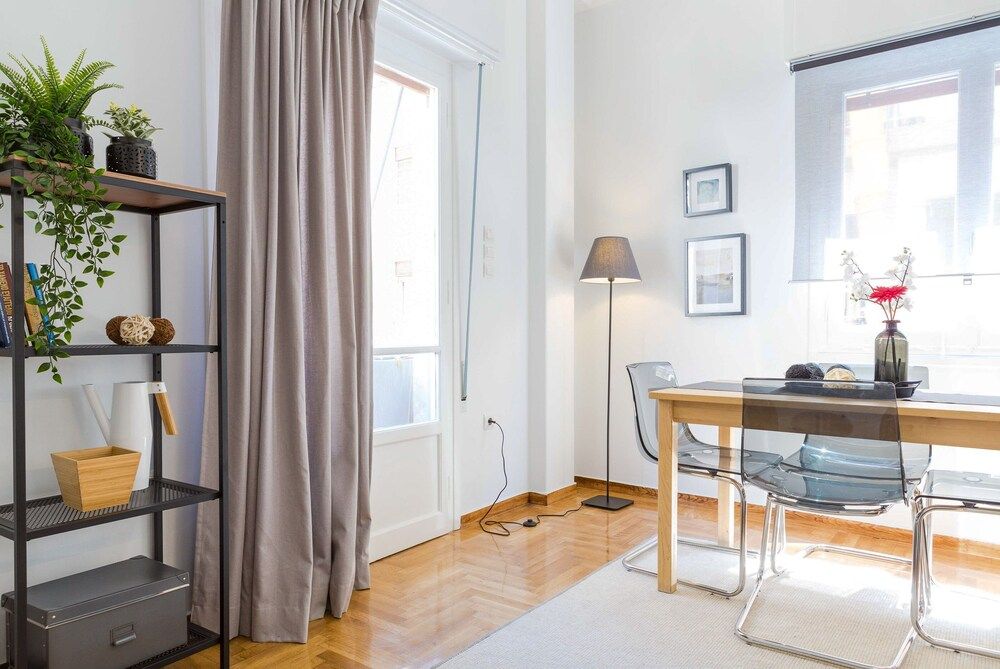 Newly Renovated Stylish Urban Flat Apartment 26