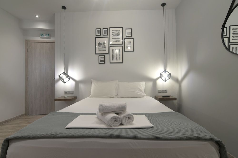 undefined Feel Athens Studios at Monastiraki 2