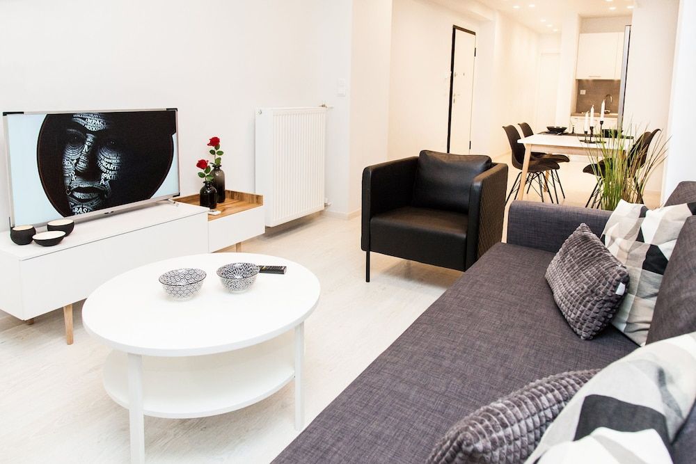 undefined Modern Glamorous Apt in Athens DT