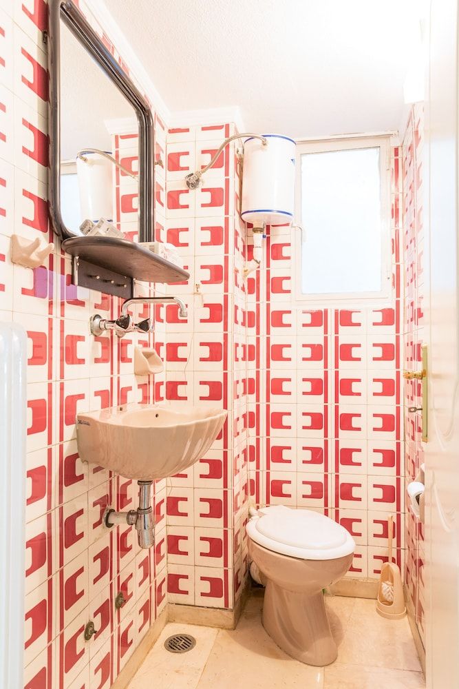 Flat & Roof Garden-Heart of Historic Athens Apartment, 2 Bedrooms, City View 24