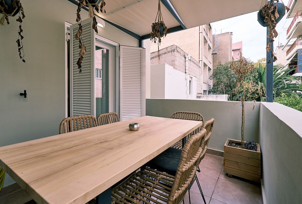 Olympic Spirit Apt in N. Kosmos Exclusive Apartment, 4 Bedrooms 30