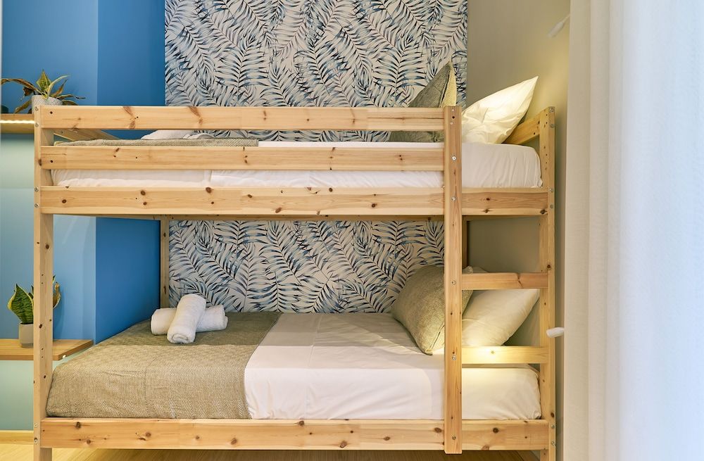 undefined Olympic Spirit Apt in N. Kosmos 10