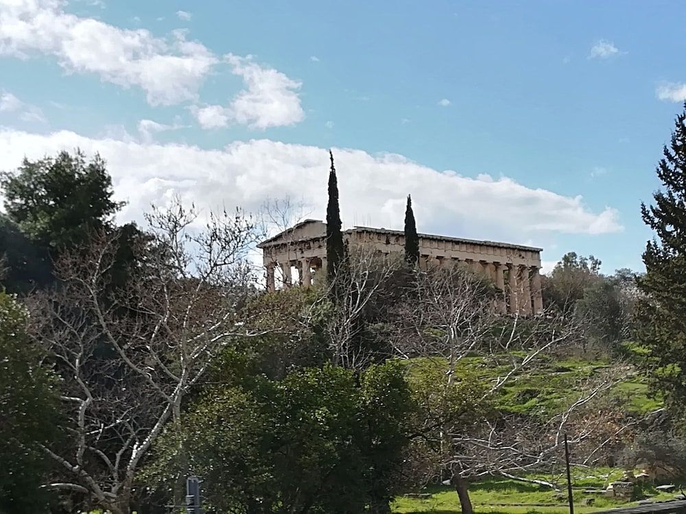 undefined Luxurious minimal apartment in Acropolis 6