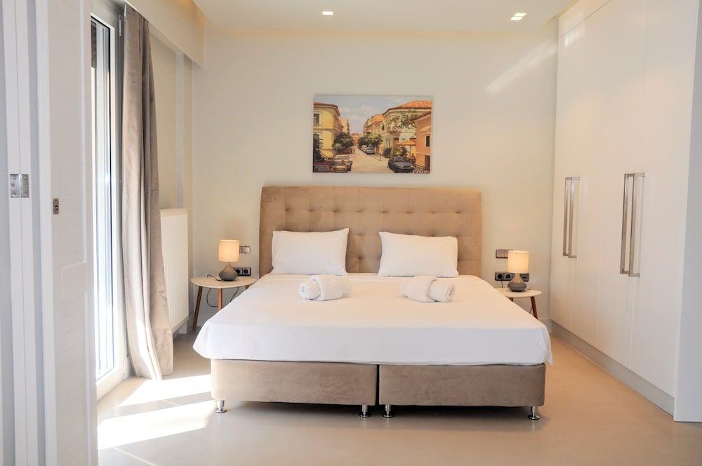 undefined Luxurious minimal apartment in Acropolis 9