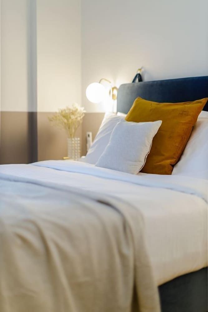 undefined UPSTREET Hidesign Acropolis Apartment 6