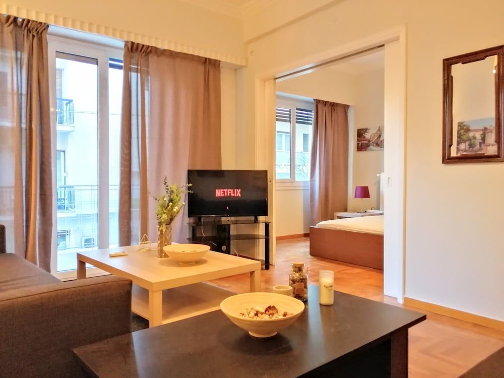 Comfortable apartment in Acropolis Comfort Apartment