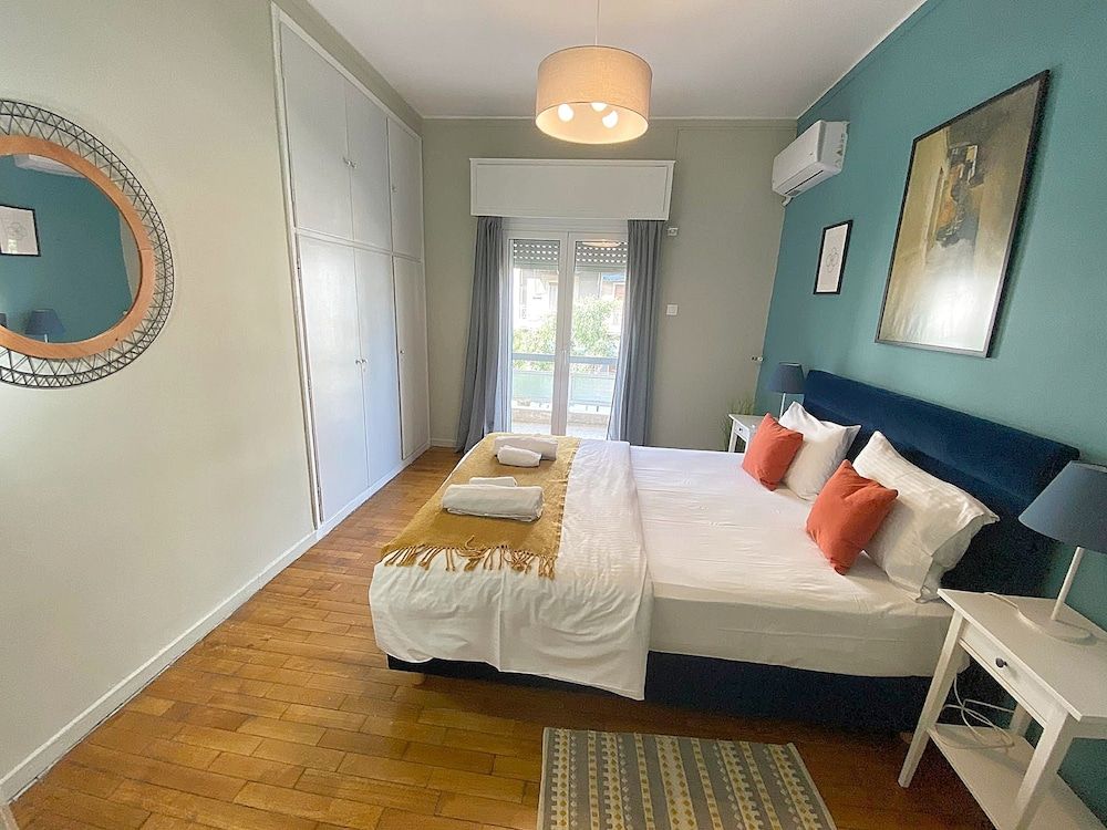 undefined Check Point - Syngrou Fix 7