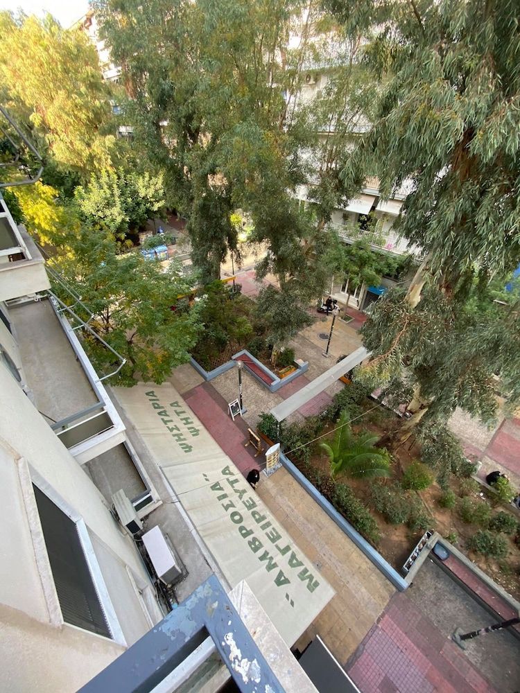 undefined Check Point - Syngrou Fix 2