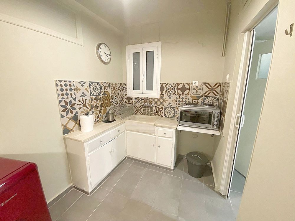 undefined Check Point - Syngrou Fix 10