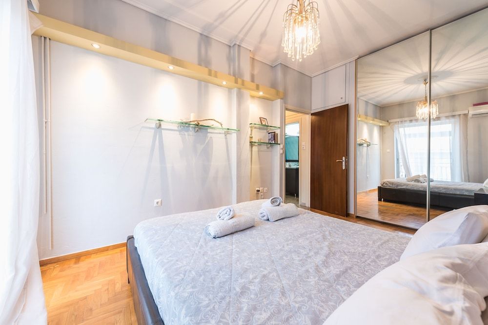 undefined Keramikos Flower Power Residence 10