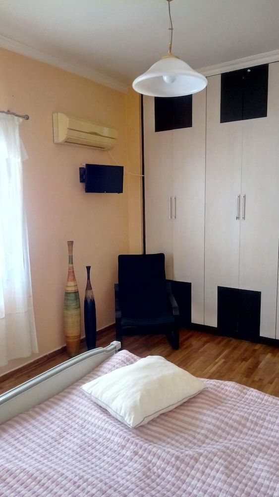 undefined Elegant Apartment 7