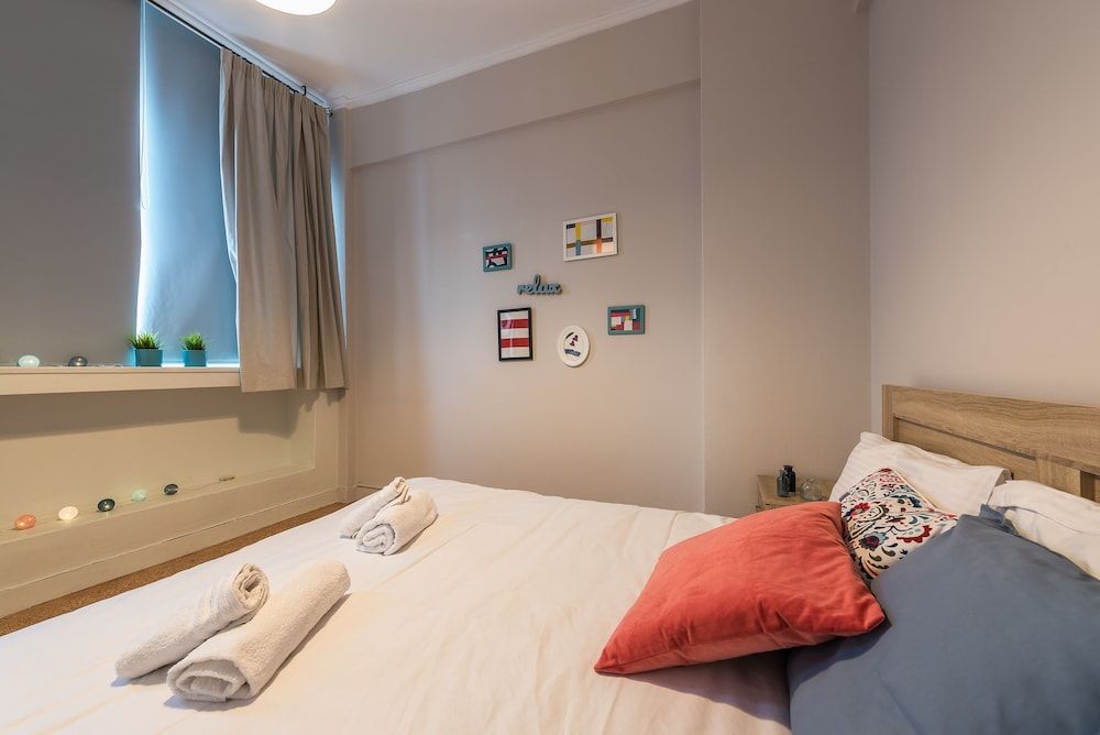 undefined Explore the Art Side Of Omonia 8