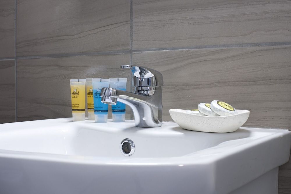 undefined Kolonos - A Renovated Apartment 6