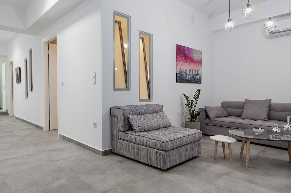 GK Ermou Quadruple Room, City View 19