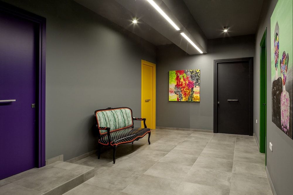 undefined GK Ermou 3