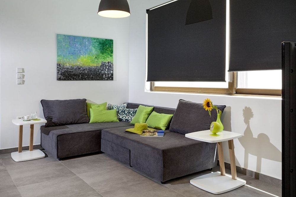 GK Ermou Quadruple Room, City View 23