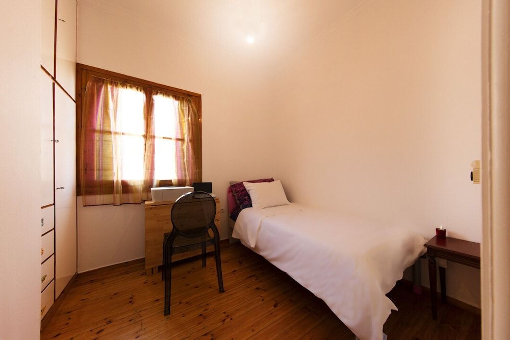 undefined Exquisite Athens Apartment 6