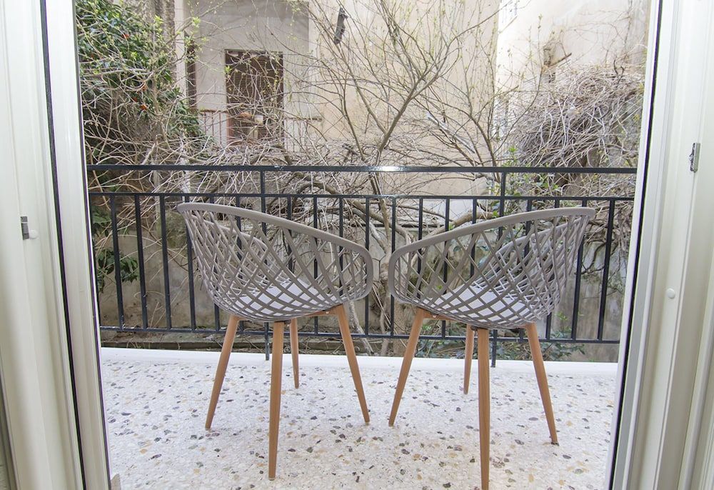 Contemporary Design In Central Athens Apartment 19