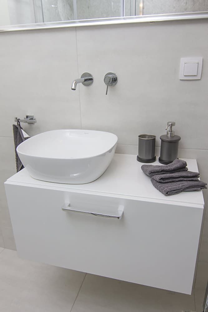 Contemporary Design In Central Athens Apartment 29