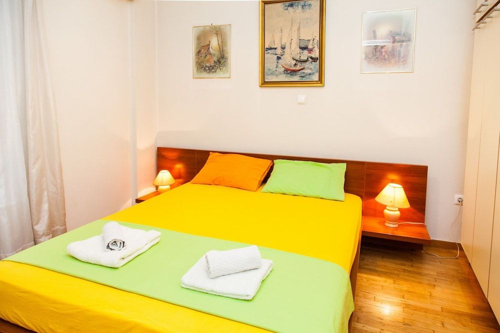 undefined Vintage Apartment in Downtown Athens