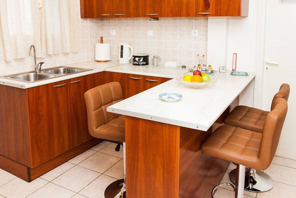 undefined Vintage Apartment in Downtown Athens 10