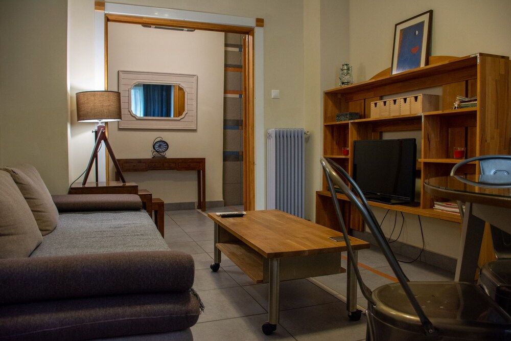 Handcrafted Unique Flat - Acropolis Apartment 10