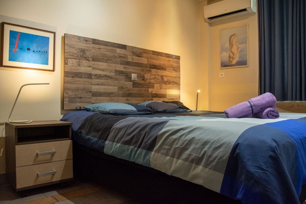 undefined Handcrafted Unique Flat - Acropolis 8