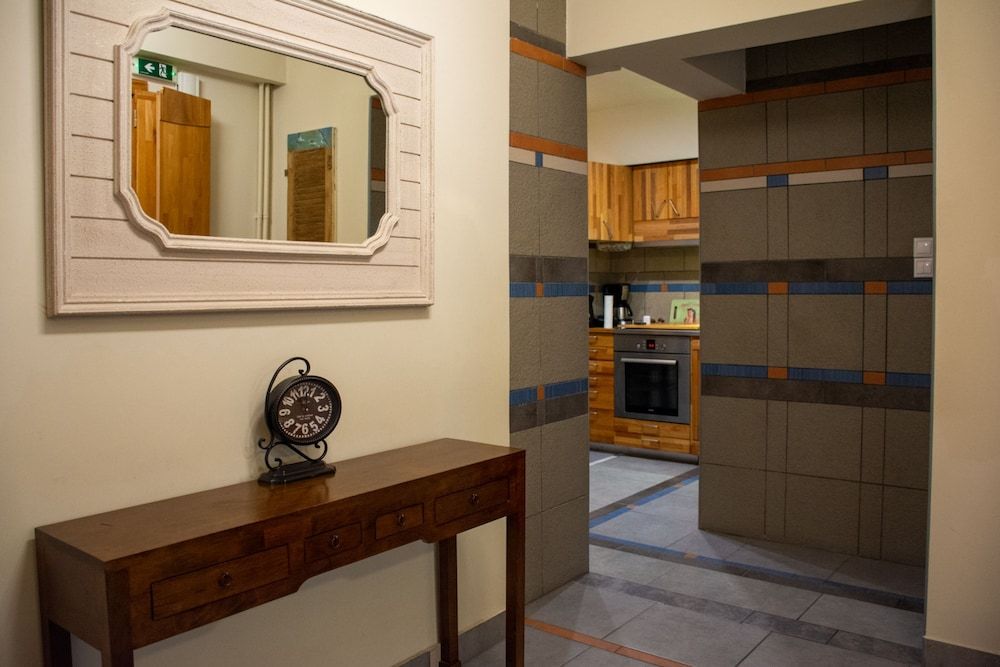 undefined Handcrafted Unique Flat - Acropolis 5