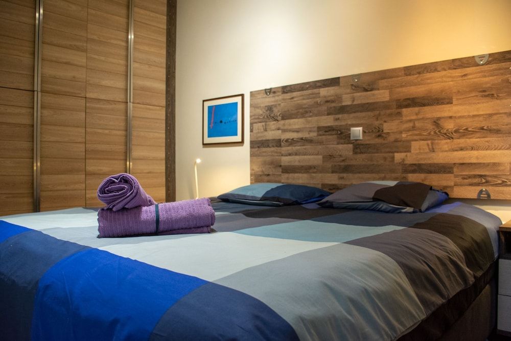 undefined Handcrafted Unique Flat - Acropolis 7